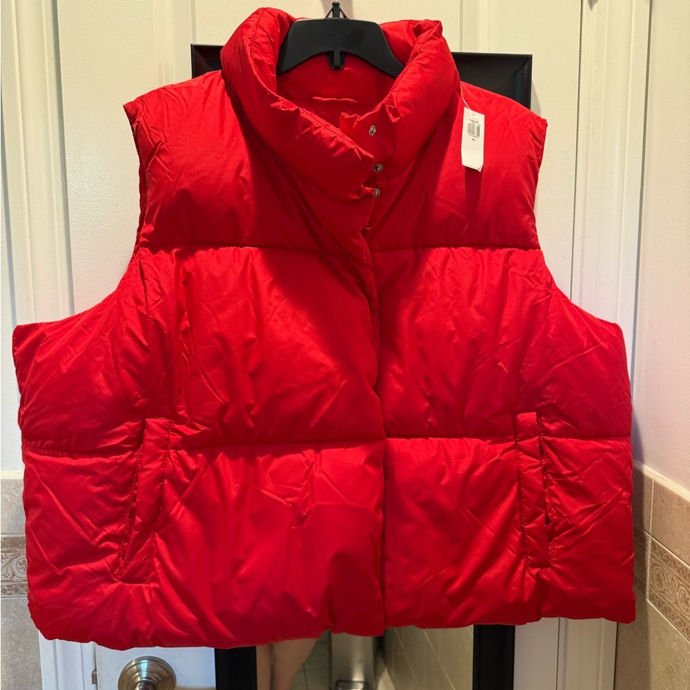 Red Puffer Vest XXL NEW
